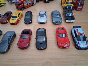 predam modely auticok 1:43,1:41 vid foto - 3