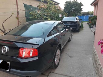 Ford Mustang - 3