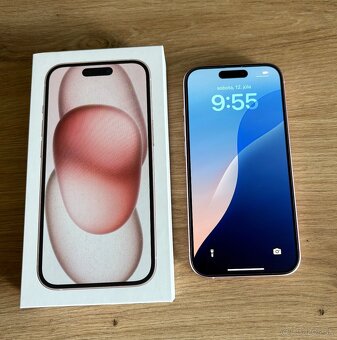 Na predaj Apple iPhone 15 v ružovej farbe - 3