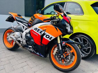 Cbr 1000 rr Fireblade Repsol - 3