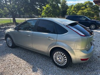 Ford Focus (MK2) 1.8i 92kW - Titanium (SK) - 3