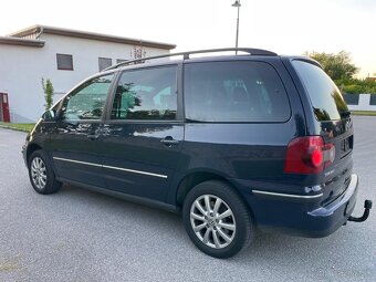 Volkswagen Sharan 1.9 TDI Comfortline 4-Motion - 3