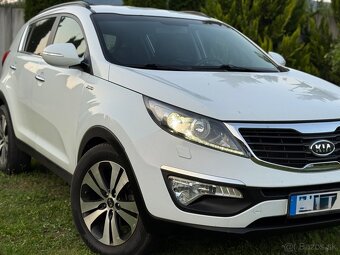 KIA SPORTAGE 2.0 CRDI 4WD - 3