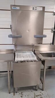 Korbová myčka Winterhalter GS 502 - 3