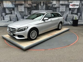 Mercedes-Benz 220 D, 125KW, BLUETEC - 3