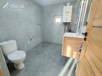 PRENÁJOM PODNIKATEĽSKÝ PRIESTOR NA 1. POSCHODÍ - 3