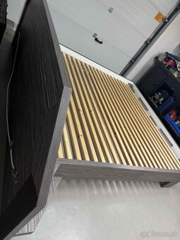 Manželská posteľ 180x200 cm - 3