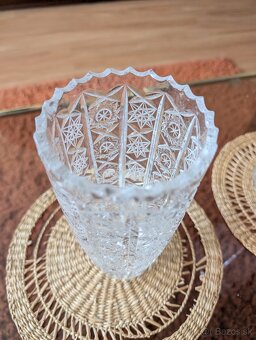 Kristalova vaza brusena - 3