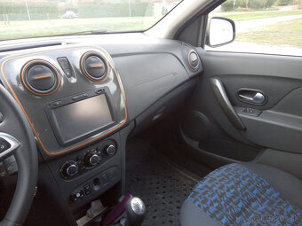 Logan MCVII Stepway - 3