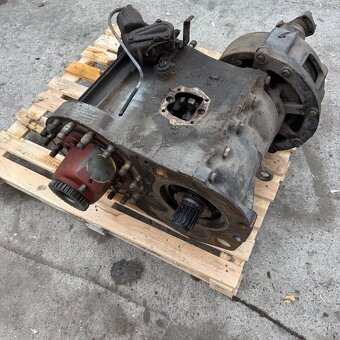 Pridavna prevodovka Tatra 148 - 3