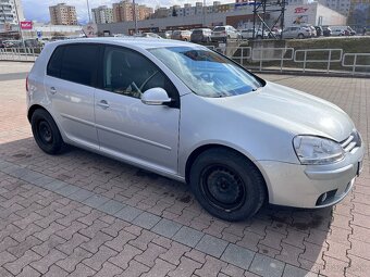 Volkswagen Golf V 1.6 BSE benzín - 3
