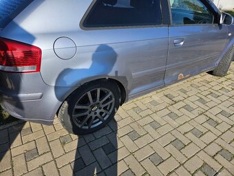 Predam audi a3 1.6. 74 kw - 3