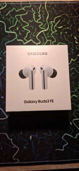 Samsung Galaxy Buds 3 FE biele - 3