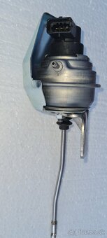 Predám novú regulaciu turba na Opel Isignia 2l-96-105kw. - 3