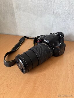 Nikon D5100 s objektívom Nikkor AF-S DX 18-105mm - 3