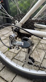 Predám juniorský / dámsky horský bike Scott - 3