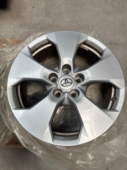 Disky na Toyota Rav4 (2019) - 3