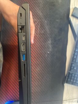 Acer Nitro 2018 AN515-52-70GN - 3