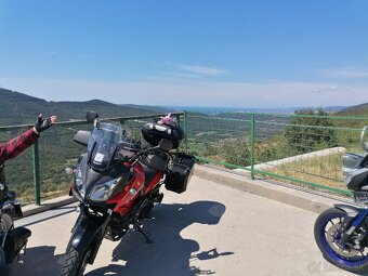 Suzuki v strom 650 - 3