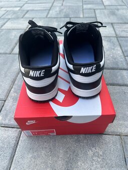 Nike Dunk Low Panda - 3