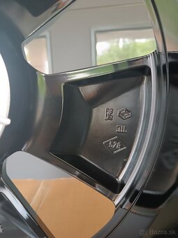 5x114.3 R18 Renault Megane E-tech - 3