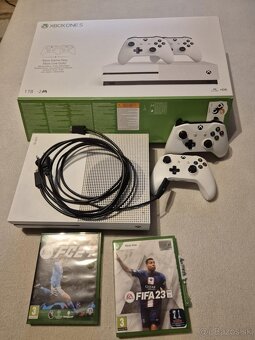 Xbox one S 1Tb - 3