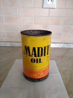 Staré plechovice od oleja CASTROL,MADIT - 3