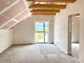 2-izb. byt a 2 parkovacie miesta NA PREDAJ - Lipt. Hrádok - 3