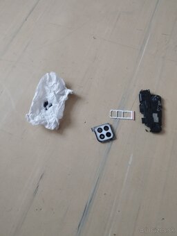 Náhradné diely mobilov - 3