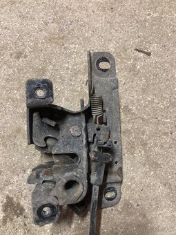 Zámok kapoty fabia 1 - 3