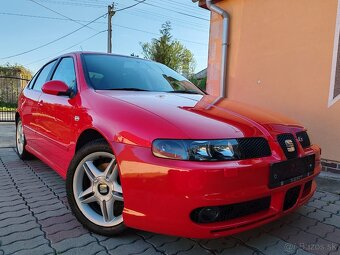 Seat Leon FR TOP SPORT RED 1.8Turbo 180ps SK ŠPZ - 3