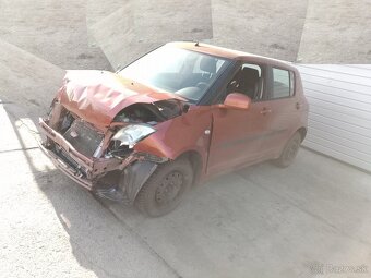 Predám náhradné diely na Suzuki Swift 1,3benz - 3