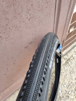 Schwalbe hurricane 29x2,25 - 3