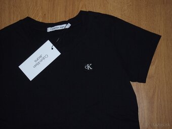 Calvin Klein dámske čierne tričko - 3