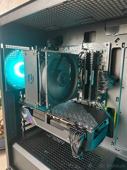 RX 5700XT / RYZEN 5 5600X / 32GB DDR4 / 1TB NVME - 3