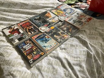 Predám Hry na PsP - 3