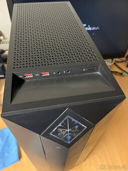 HP Omen i7-1070GTX-250GB/1TB - 3