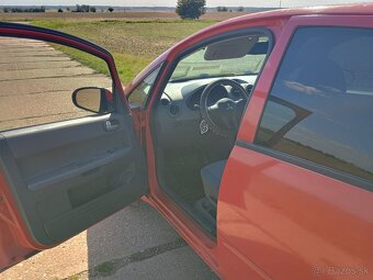 Mitsubishi Colt - 3