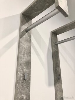 Vešiak do chodby - 3