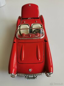 Chevrolet corvette 1957 od Burago - 3