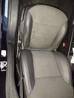 Rozpredam insignia 2.0 a20dth - 3