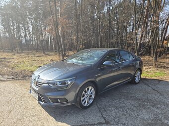 RENAULT MEGANE 2017 - 3