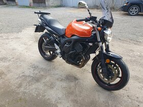 Motocykel Yamaha FZ 6 - 3
