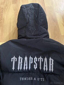 Trapstar Hooded Puffer(Bunda) - 3