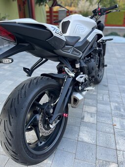 05/2023 Triumph Street Triple 765 R/RS - 3