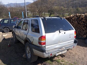 Opel frontera - 3