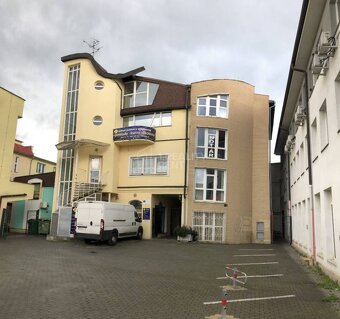 Prenájom: Priestor v OD na pešej zóne v Žiline 460 m2 - 3