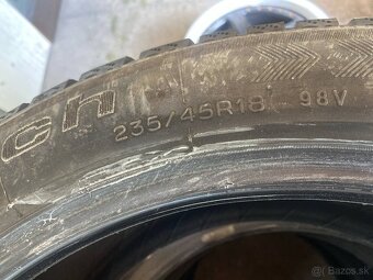 Zimné pneumatiky 235/45 R18 goodrich - 3