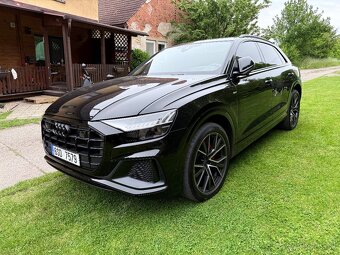 Rok 2023 Audi Q8 3.0 45 TDI Quattro S line - 3