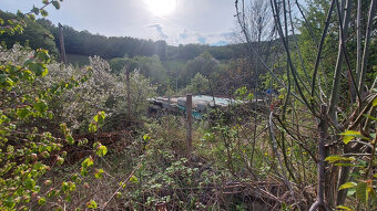 ZNÍŽENÁ CENA - pozemok v obci Uhliská o výmere 2852 m2 - 3